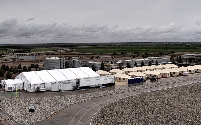ABD'deki gözaltı kamplarında tutulan göçmenler risk altında